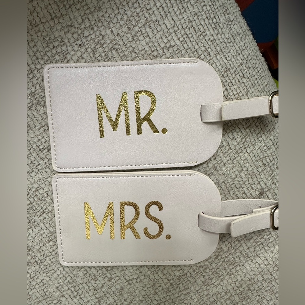 Mr. and Mrs. luggage tags